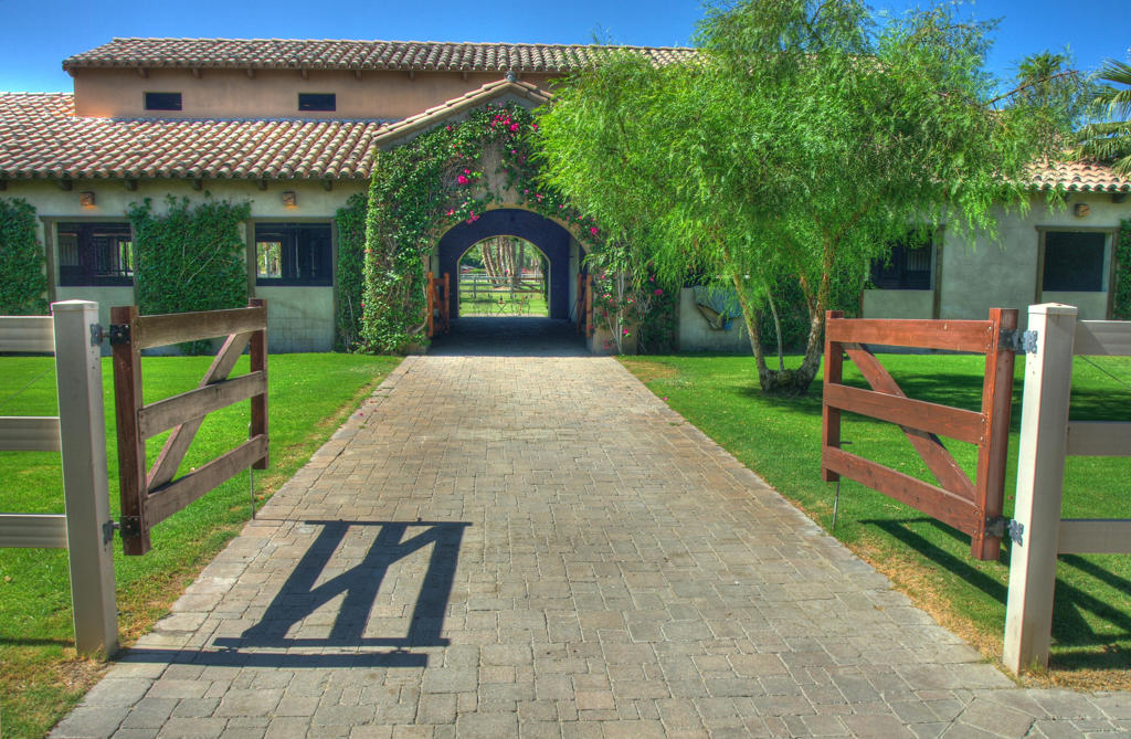 Vista Santa Rosa - Residential