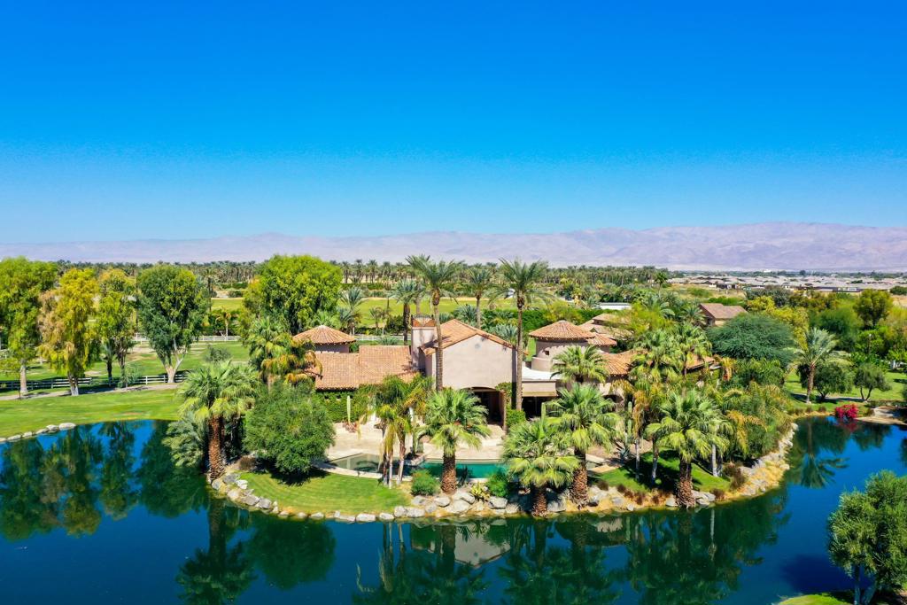 Vista Santa Rosa - Residential