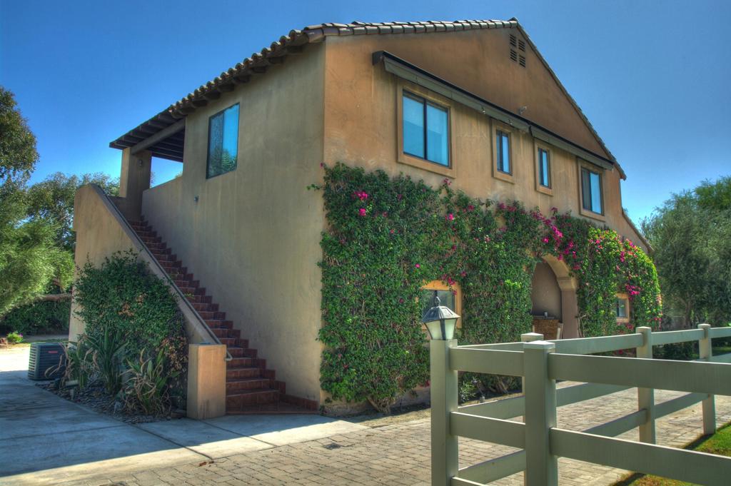 Vista Santa Rosa - Residential