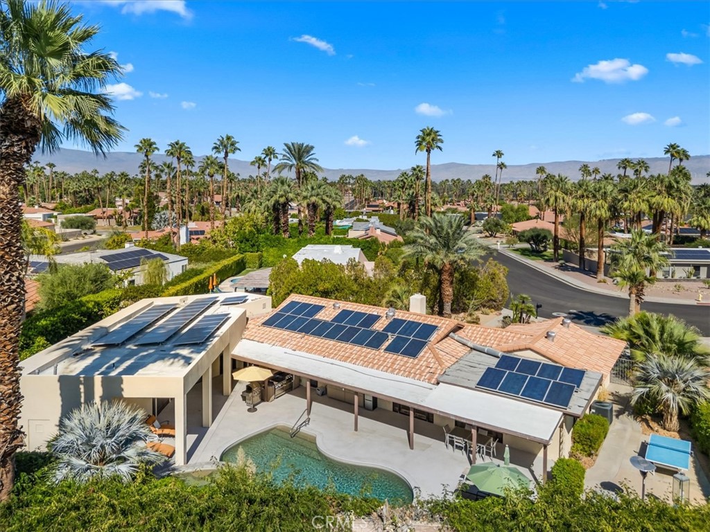 Los Compadres (33459) - Residential