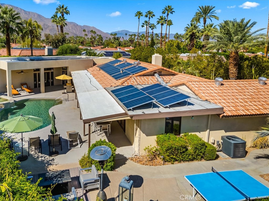 Los Compadres (33459) - Residential