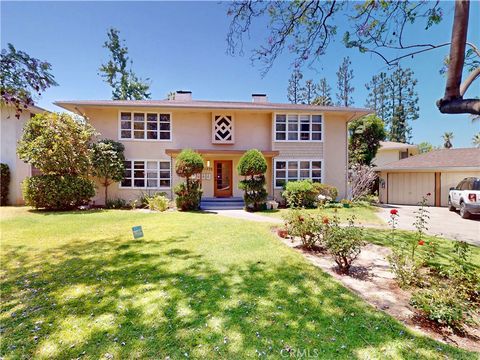 Photo of 1715 Raymond Hill Road, South Pasadena, CA 91030 (MLS # AR26109213)