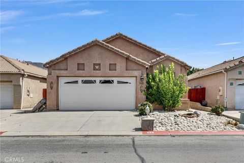 565 Berkshire San Jacinto CA 92583
