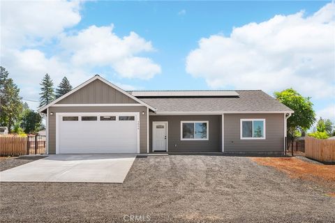 Photo of 5846 Crestview Drive, Paradise, CA 95969 (MLS # SN25250468) Photo of 5846 Crestview Drive, Paradise, CA 95969 (MLS # SN25250468)