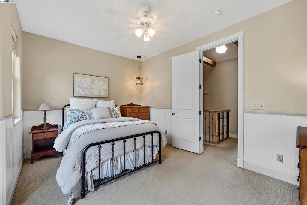 HAPPY VALLEY - Residential