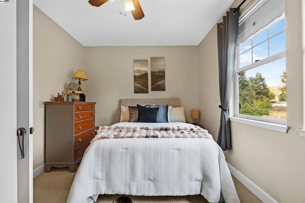 HAPPY VALLEY - Residential