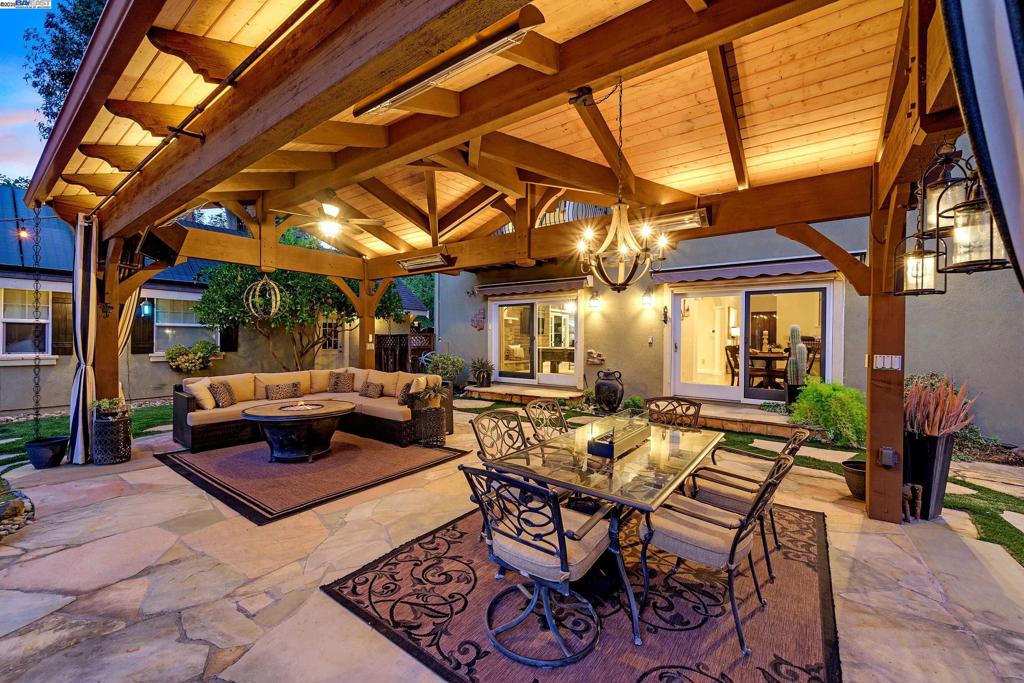 HAPPY VALLEY - Residential