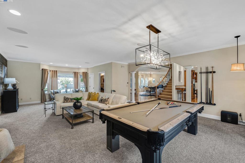 HAPPY VALLEY - Residential