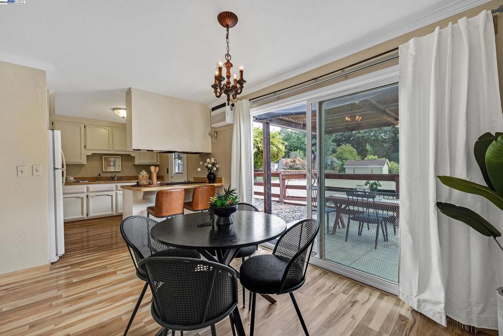 HAPPY VALLEY - Residential