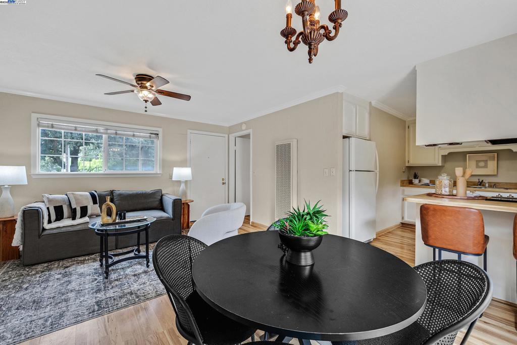 HAPPY VALLEY - Residential