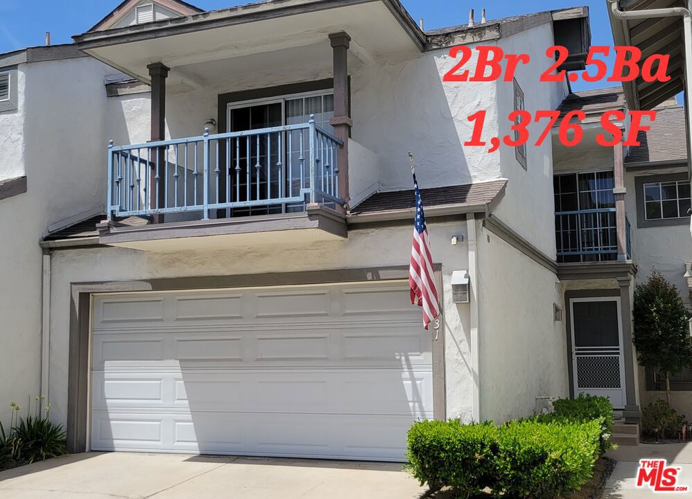 931 W Country View