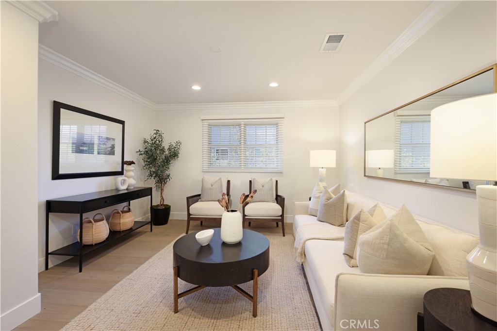 Castaways (CAST) - Residential Lease