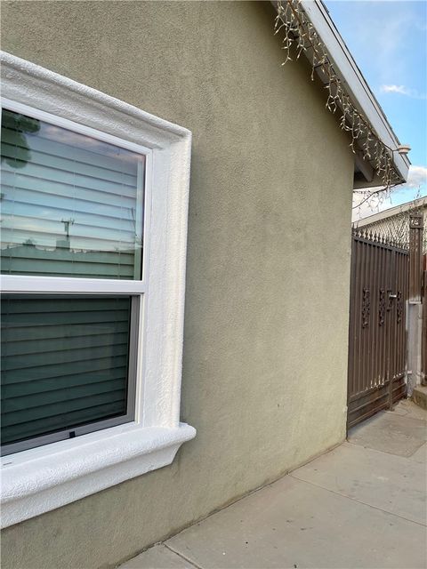 Photo of 369 E Avenue R4, Palmdale, CA 93550 (MLS # SR26048451)