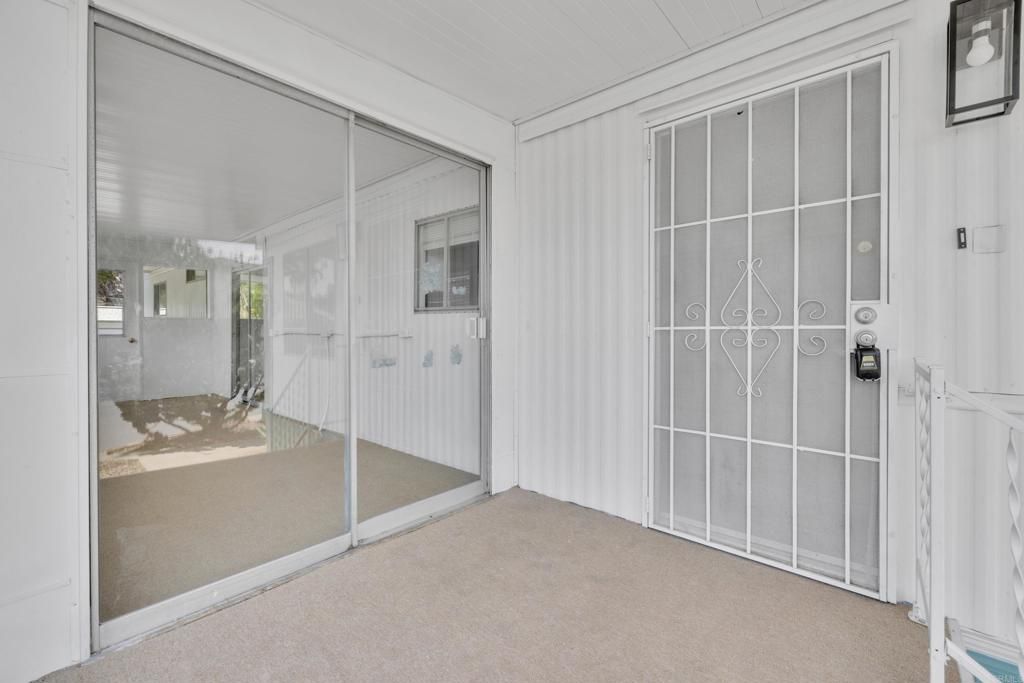 listing image 130729023506968724864
