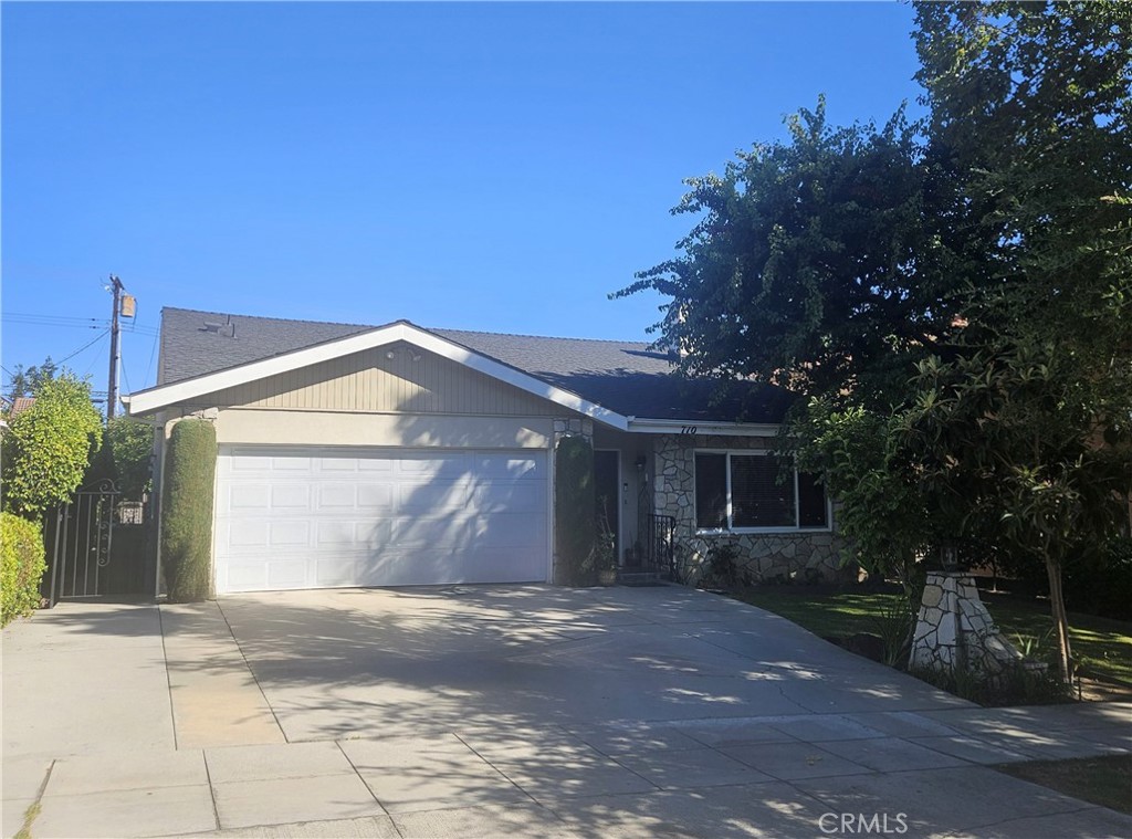 Located in the prestigious Burbank Hills, this well-maintained fourplex could be a wonderful
place to call home or an incredible opportunity to add to your investment portfolio. The
detached owners unit is located at the front of the property and offers 2 bedrooms, 2
bathrooms, spacious family room, cozy fireplace, comfortable outdoor patio and an attached two
car garage with washer and dryer hook ups. The remaining units at the rear of the property
are comprised of two 2 bedroom, 2-bathroom units and one 2 bedroom, 1 ½ bathroom
unit. They share a convenient community laundry room and each have a dedicated parking
spot in the carport off the alley. Its location is second to none and just minutes from Downtown
Burbank with numerous dining, retail and entertainment options. In addition, it offers a new
owner upside potential in rents with units under market rents. This is truly a prime
opportunity that can’t be missed!