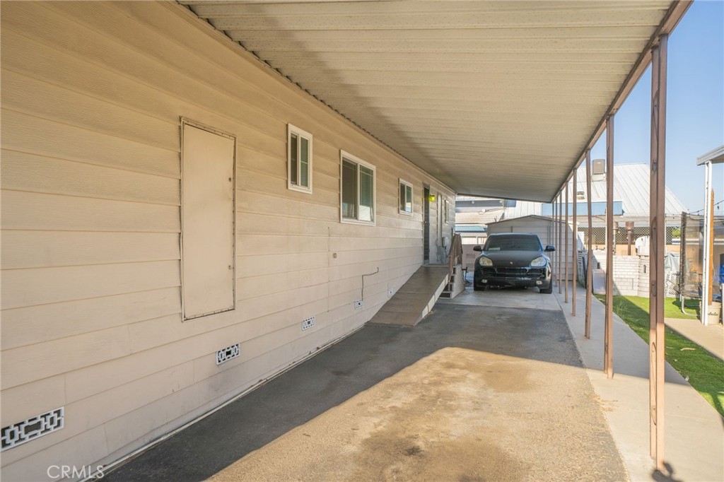 1512 E 5th Street 209