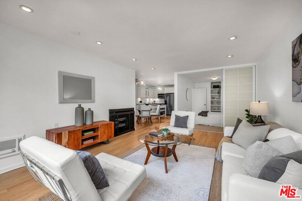 Properties 3 11645 Montana Avenue 216