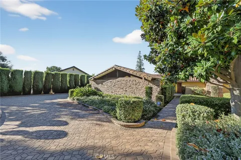 2419 San Antonio W, Upland, CA 91784 - MLS#: CV25253315