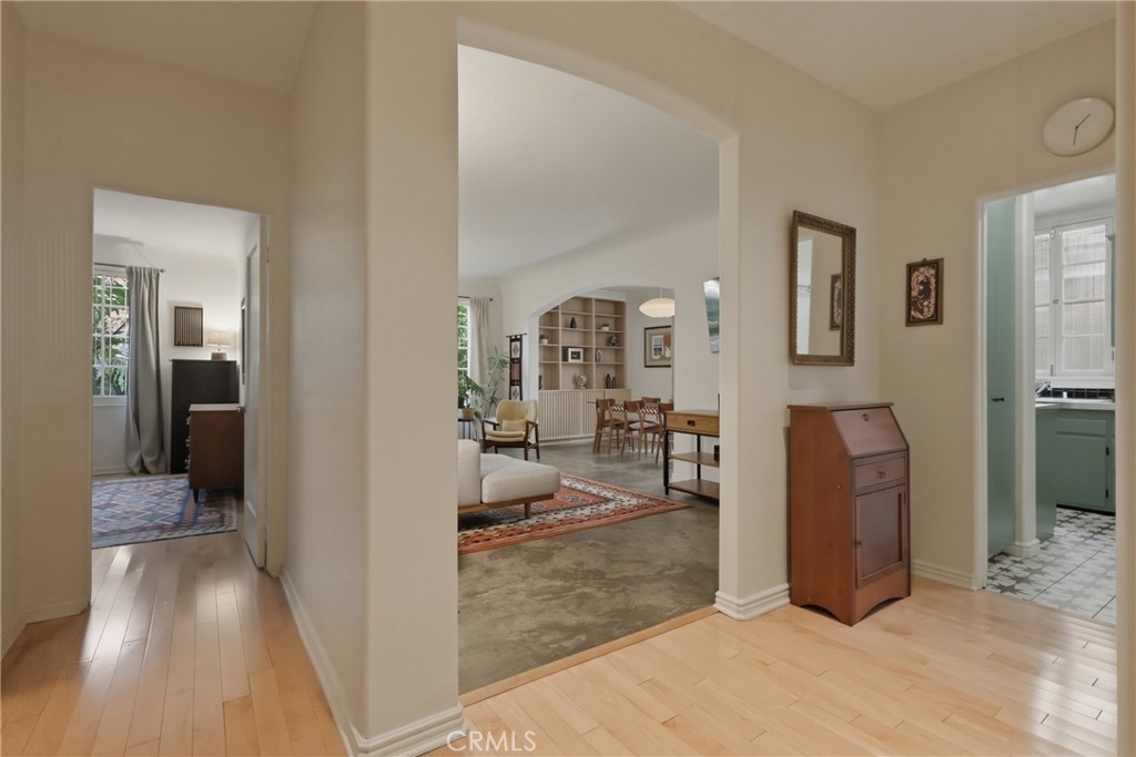 1345 N Hayworth 2