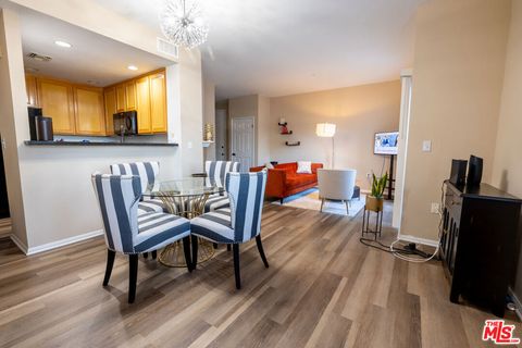 Photo of 4600 Don Lorenzo Drive #4, Los Angeles, CA 90008 (MLS # 26828291)