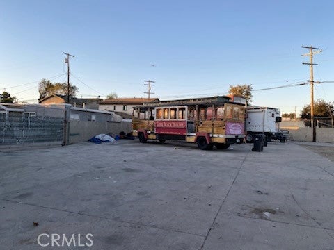 1339 E Wesley