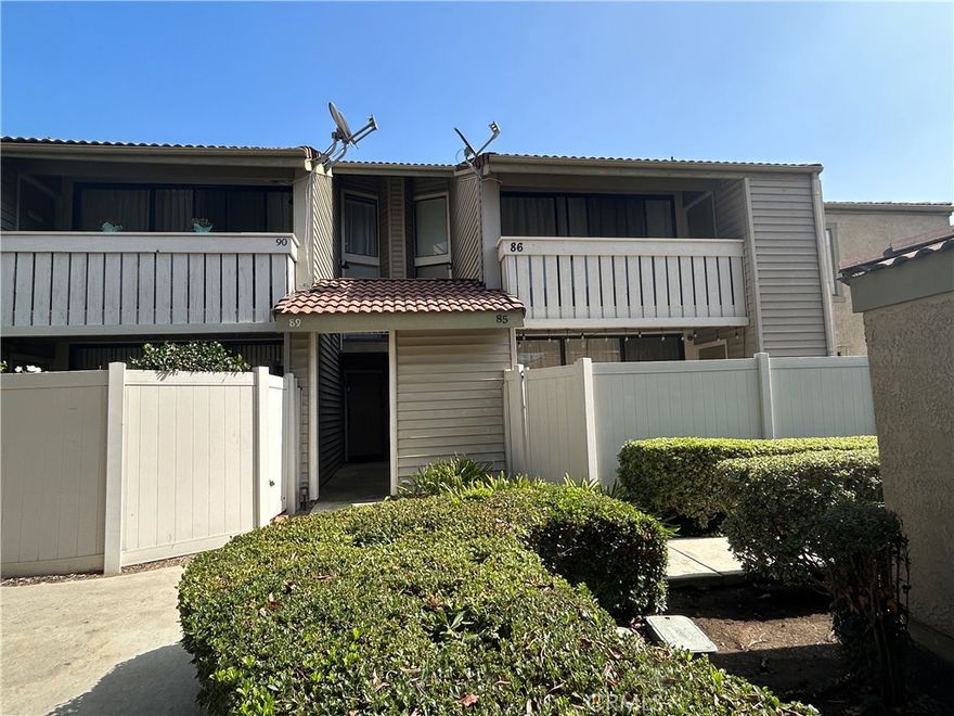 This charming and upgraded condominium is located in the desirable Phillips Ranch community of Pomona and offers 2 spacious bedrooms, 2 full bathrooms, and 1,034 square feet of comfortable living space. The home has been beautifully maintained and features central air and heat, a refrigerator, washer and dryer, one covered garage space, and an additional assigned parking spot. Inside, you’ll find luxury vinyl plank (LVP) flooring, stainless steel appliances, abundant cabinet space, and fresh interior paint throughout. The spacious living room opens to a private patio through sliding glass doors, creating a bright and inviting atmosphere, while the generous master bedroom enjoys its own private patio that fills the space with natural light. The well-kept community includes a refreshing pool and is ideally located within walking distance to major shopping centers, popular restaurants, and provides convenient access to the 71 and 60 freeways.



SCHOOL DISTRICT: Pomona Unified School District

UTILITIES: Water & trash included. Tenant pays all other utilities

PET POLICY: Small pets may be allowed. Submit photo(s) w/applications