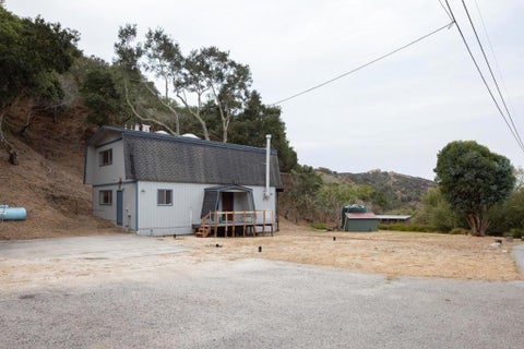 Photo of 157 San Benancio Road, Salinas, CA 93908 (MLS # ML82059430)