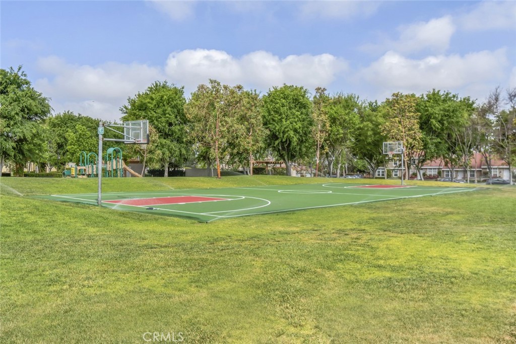 Columbia Square (CS) - Residential Lease