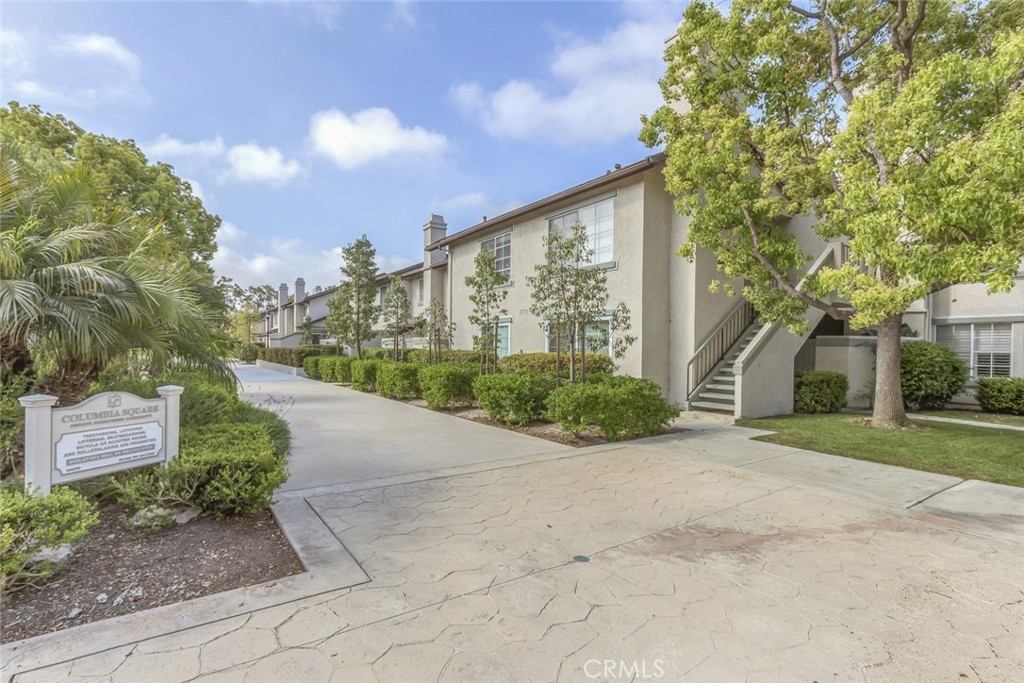 Columbia Square (CS) - Residential Lease