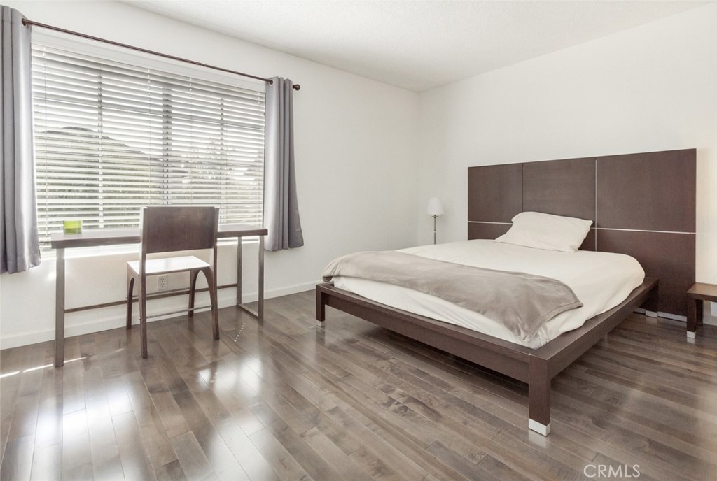 Columbia Square (CS) - Residential Lease