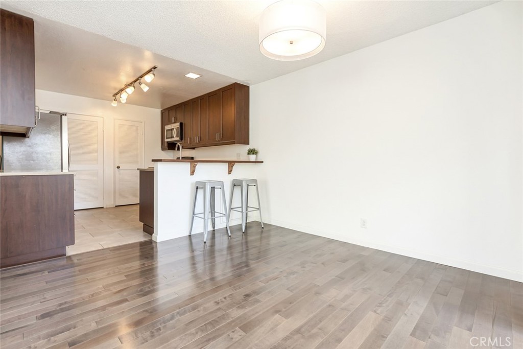 Columbia Square (CS) - Residential Lease