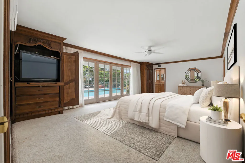 Los Angeles, California 90049, United States, 4 Bedrooms Bedrooms, ,4 BathroomsBathrooms,Residential,Active,166695