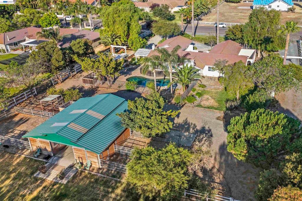 23110 Los Ranchos Dr
