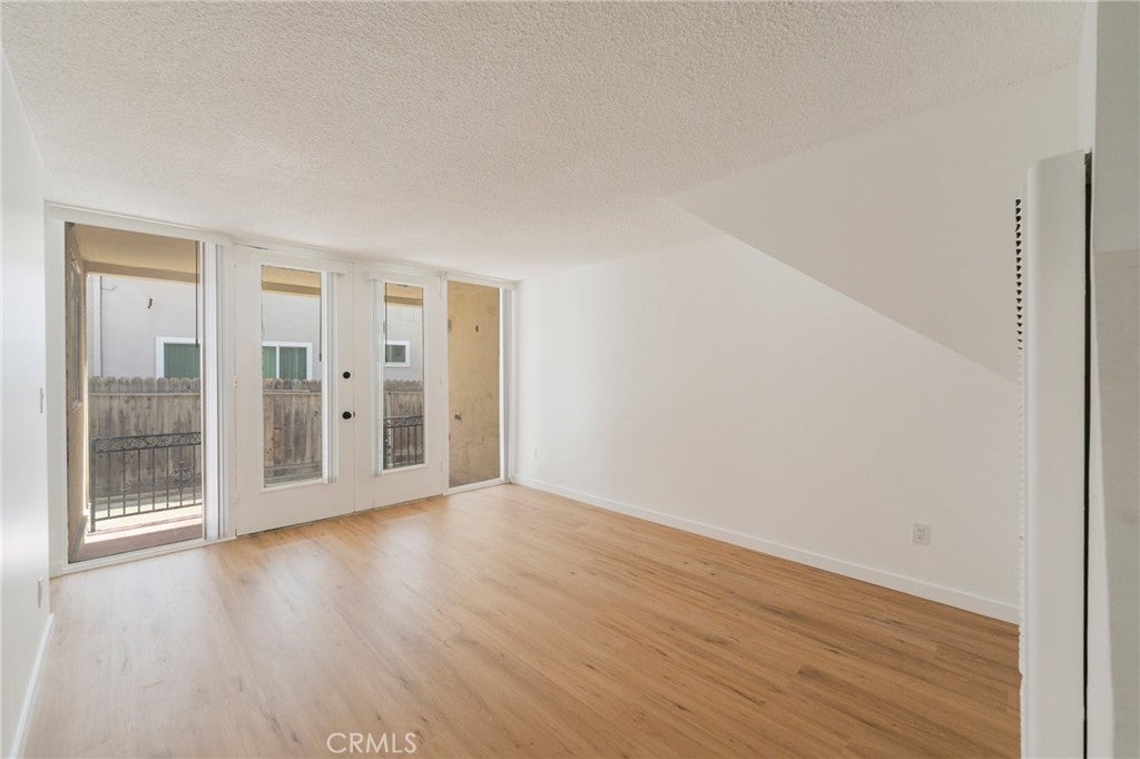 1206 W 25th Street