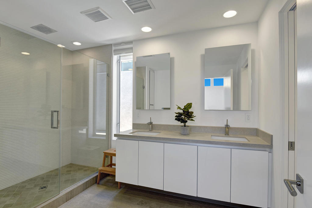 Dakota - Residential