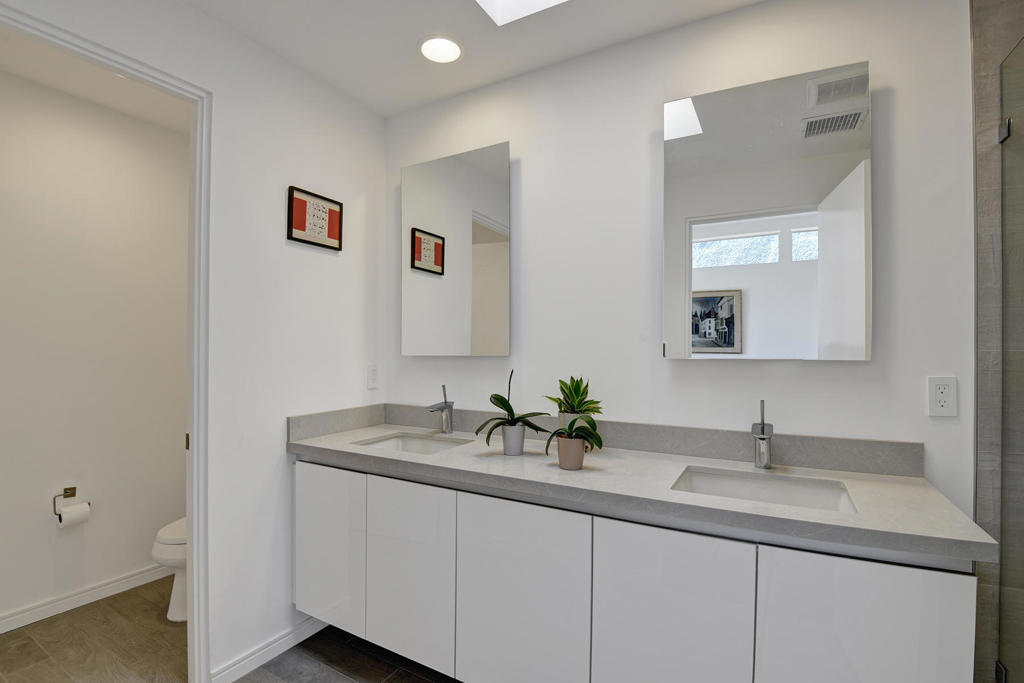 Dakota - Residential