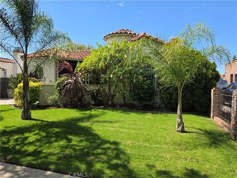 8927 S Denker Los Angeles CA 90047