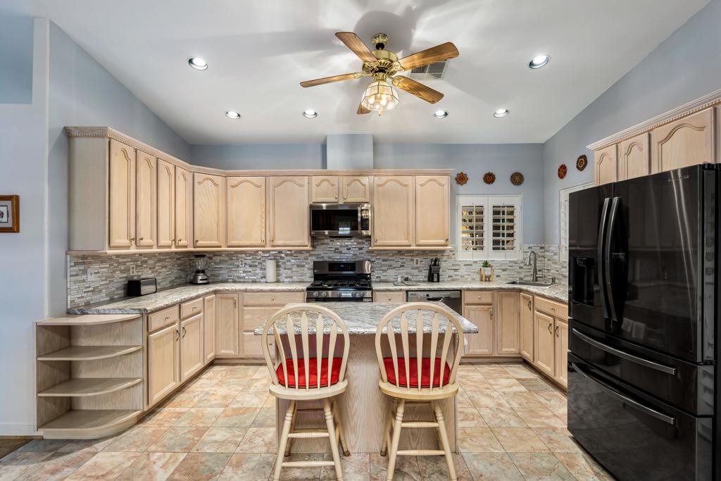 Desert Grove - Residential