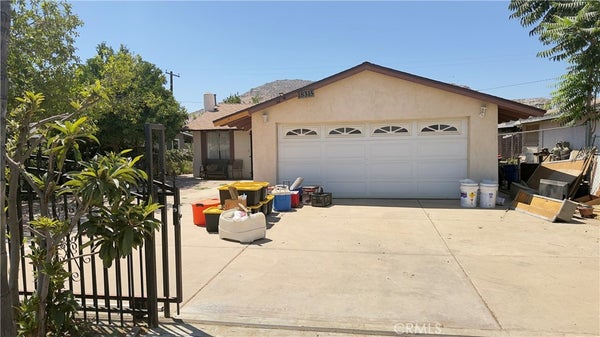 18315 11TH ST, BLOOMINGTON, CA 92316 - Image e9a6bb9f7e431bbfeaa471fb4d0c3aeb/607913894