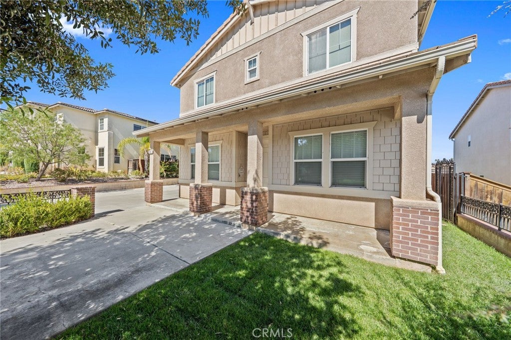 23352 Caliente Springs