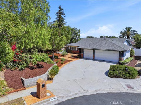 Photo of 20644 Celtic Street, Chatsworth, CA 91311 (MLS # SR26119275)