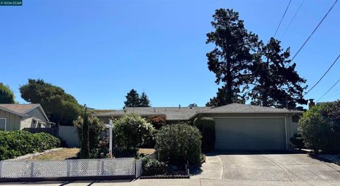 Photo of 2860 Sargent Ave, San Pablo, CA 94806 (MLS # 41130099)