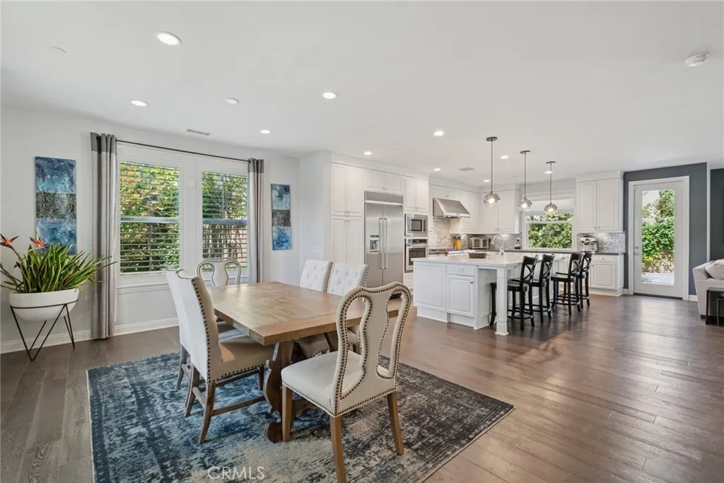 Irvine, California 92618, United States, 4 Bedrooms Bedrooms, ,4 BathroomsBathrooms,Residential,Active,198607