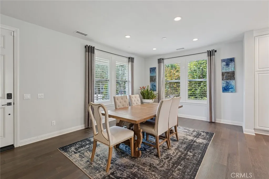 Irvine, California 92618, United States, 4 Bedrooms Bedrooms, ,4 BathroomsBathrooms,Residential,Active,198607