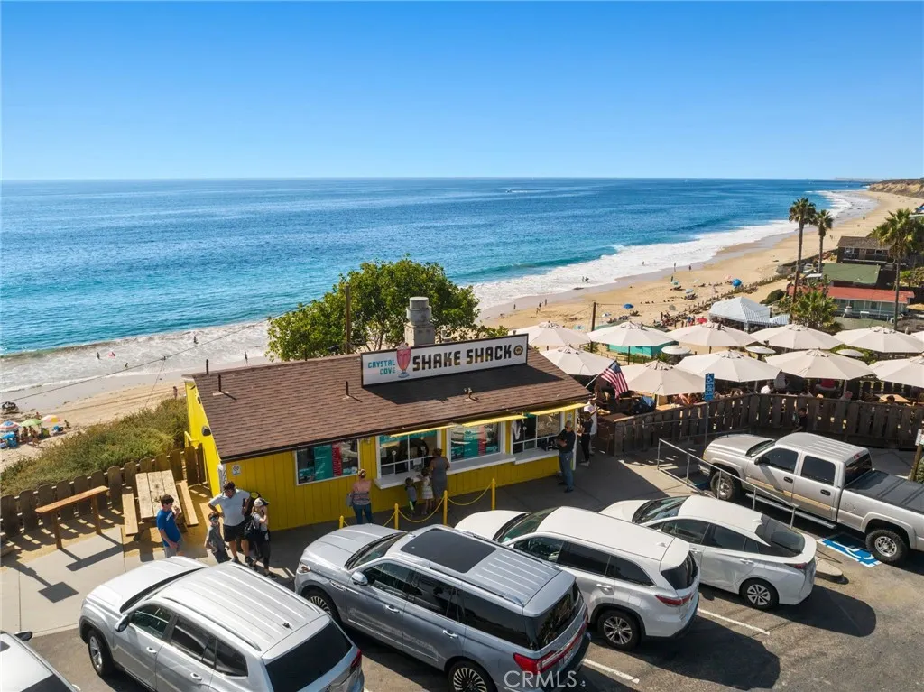 Irvine, California 92618, United States, 4 Bedrooms Bedrooms, ,4 BathroomsBathrooms,Residential,Active,198607