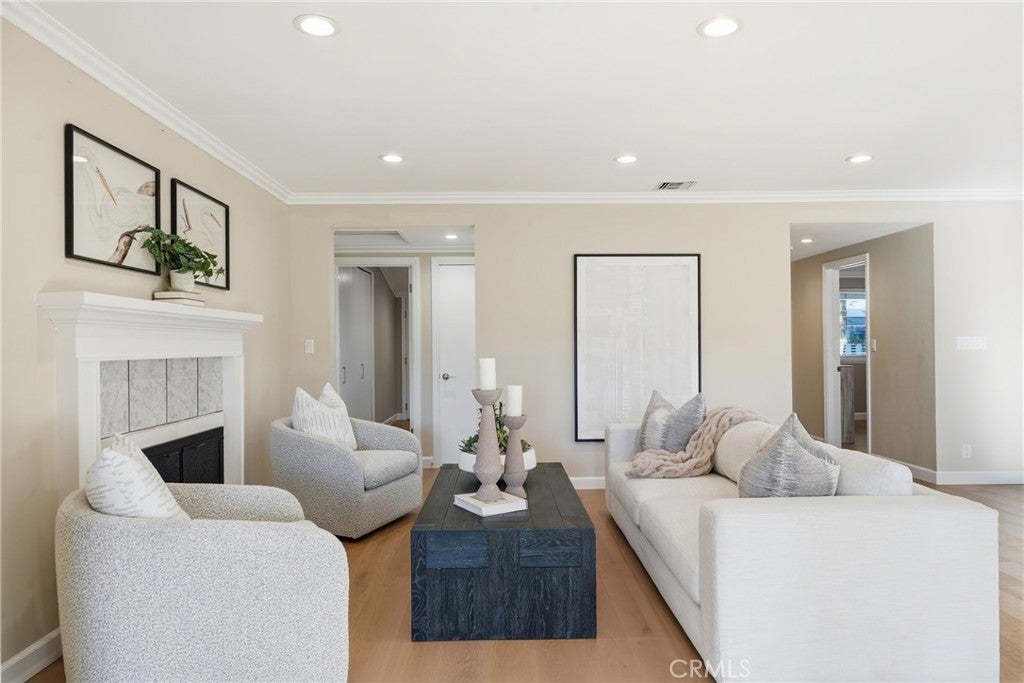 27569 Longhill
