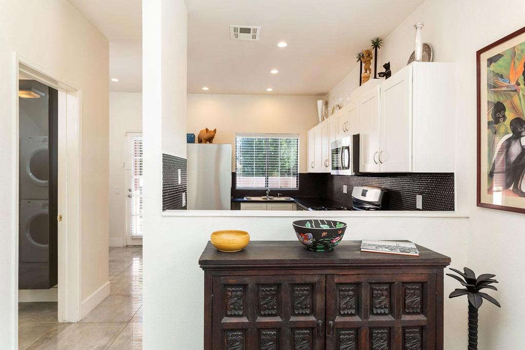 El Mirador - Residential