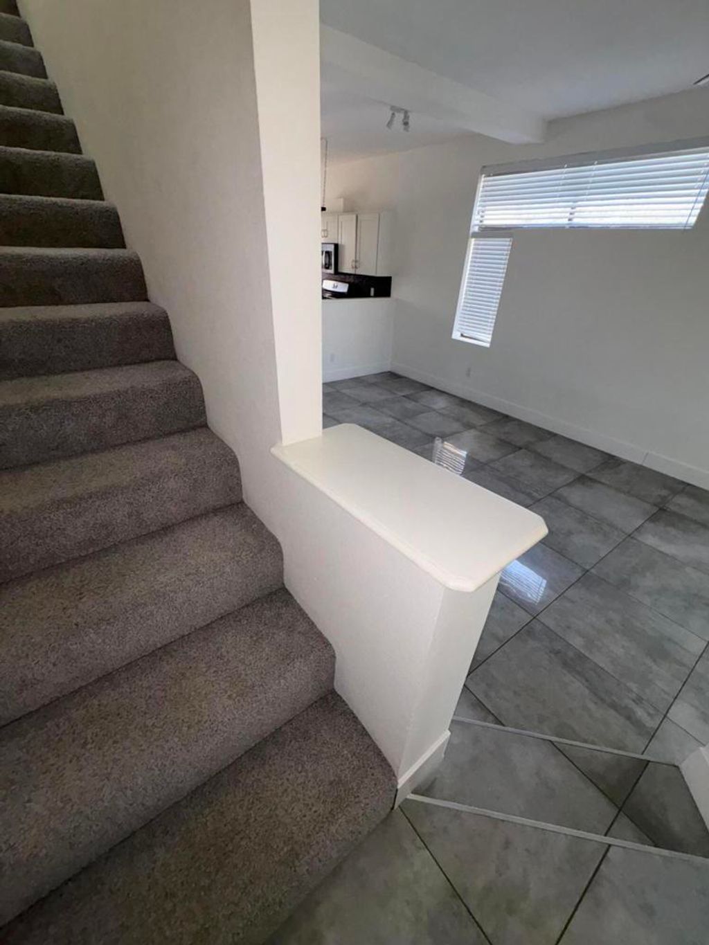 Photo of 401 E Vista Chino #11, Palm Springs, CA 92262 (MLS # 219137925DA)