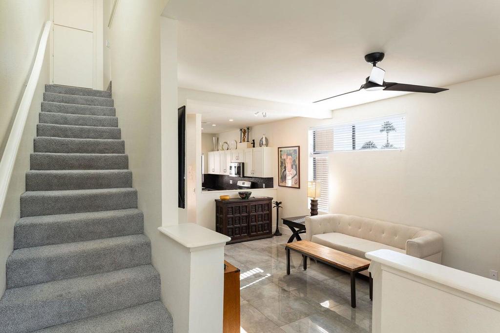 El Mirador - Residential