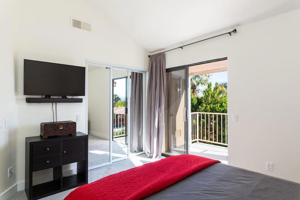 El Mirador - Residential